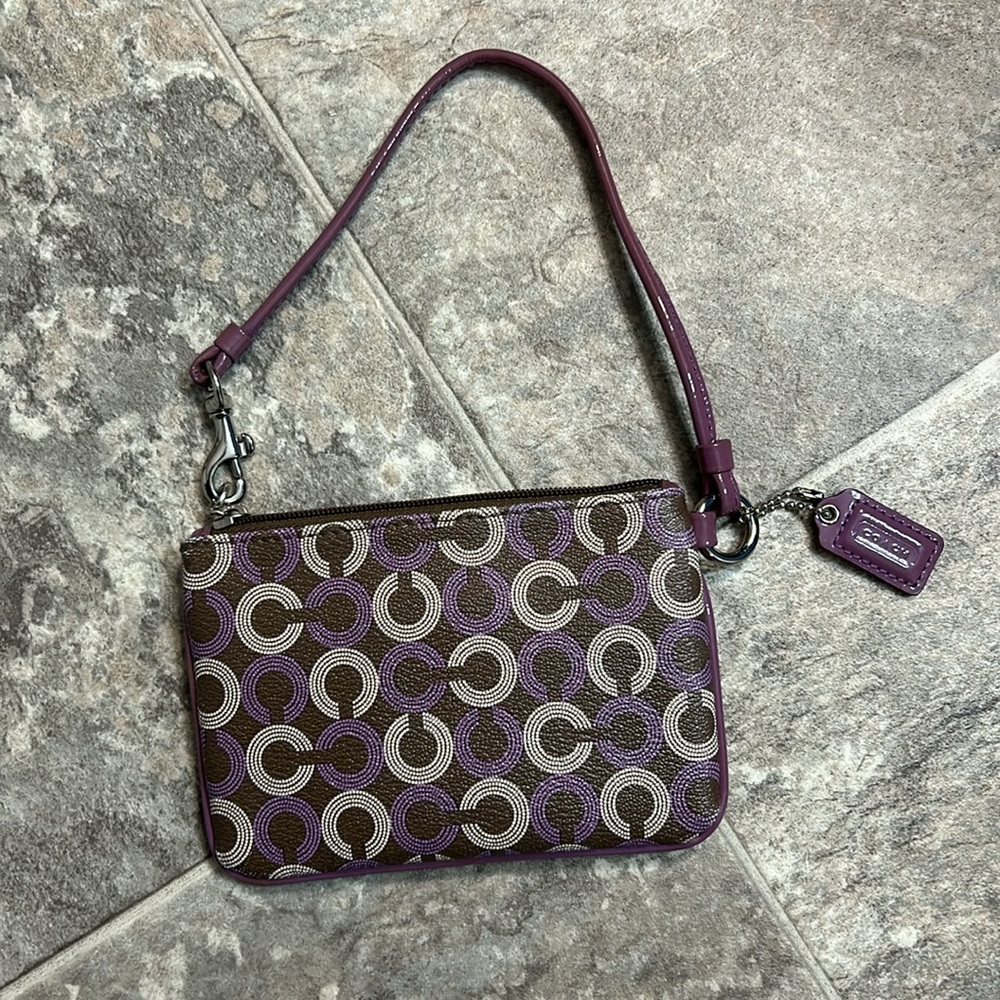 Coach wristlet - Picture 3 of 4